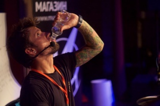 El agua potable "Slavyanochka" se convirtió en la bebida principal en el festival "Dramfest-2016"